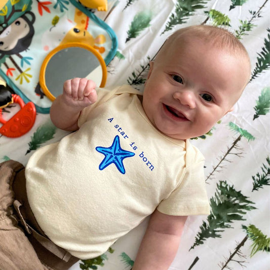 Organic cotton baby gift set - A Star Is Born- Simply Chickie