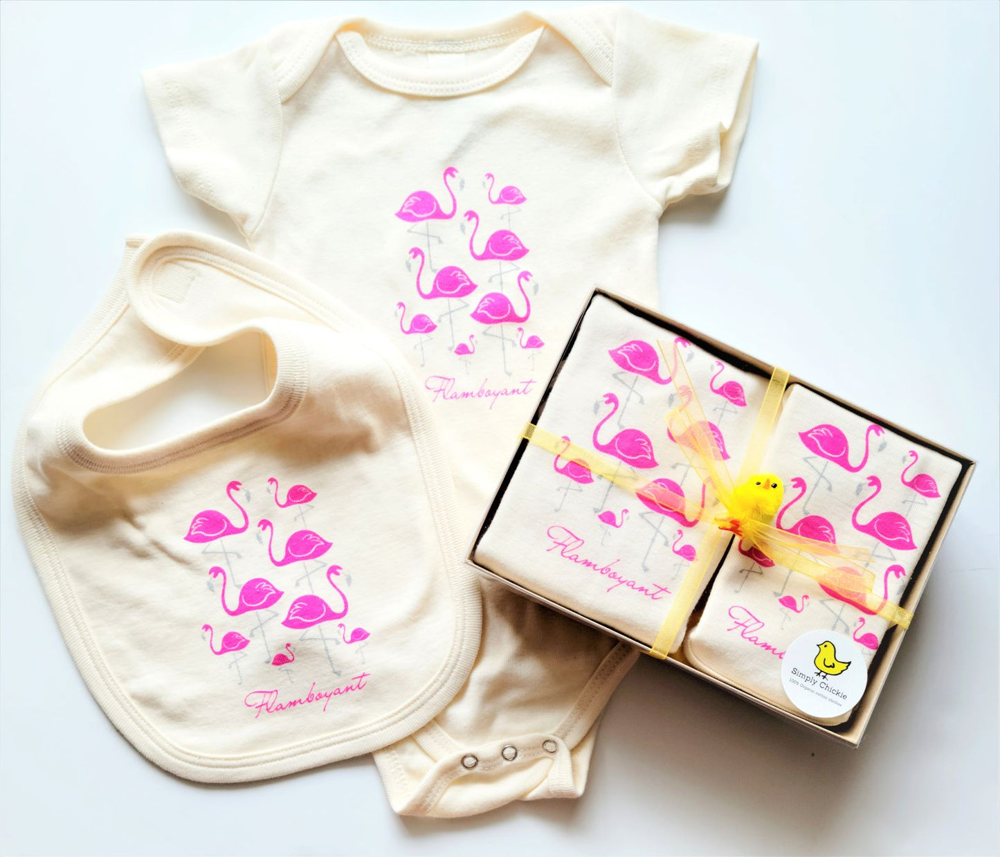 Simply Chickie Flamingo Short Sleeve Romper & Bib Gift Set is the ultimate summer baby gift, perfect for bringing a splash of Florida sunshine
