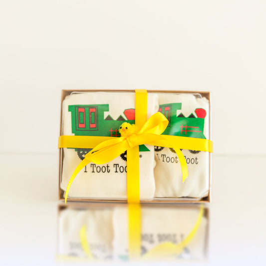 Pre-order I Toot Toot Train Long Sleeve Romper & Bib Gift Set (November delivery)