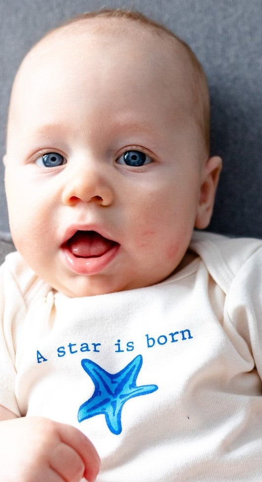 Star Is Born Long Sleeve Romper, Bib,  & Blanket Gift Set