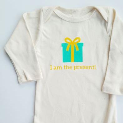 Organic cotton baby onesie - Present - I am the present LONG SLEEVE Romper - Simply Chickie