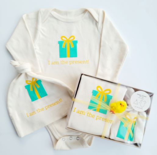 Organic Cotton Baby Gift Set - romper & hat - present LONG SLEEVE - Simply Chickie