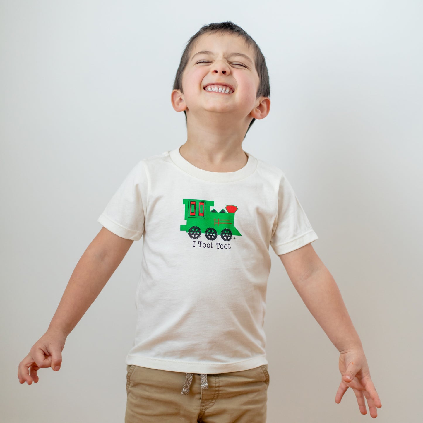 Organic cotton kids t-shirt - Train - Simply Chickie