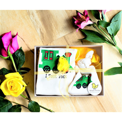 Organic cotton baby gift set - Train LONG SLEEVE AVAILABLE - Simply Chickie